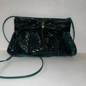 Emerald green vintage J Renee faux snakeskin purse